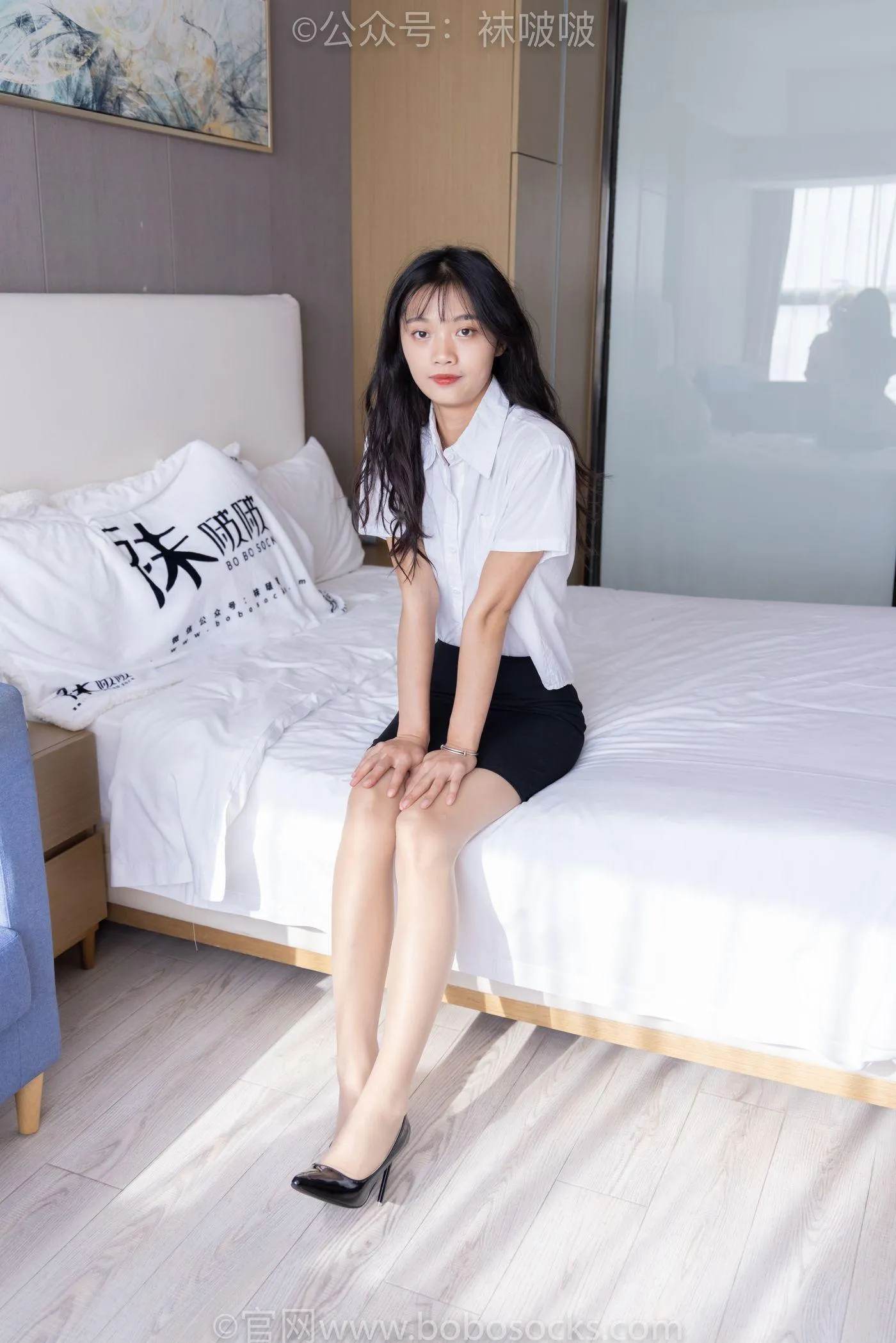 [BoBoSocks袜啵啵]NO.071 涵涵-OL制服、高跟鞋、肉丝 [145P]插图8